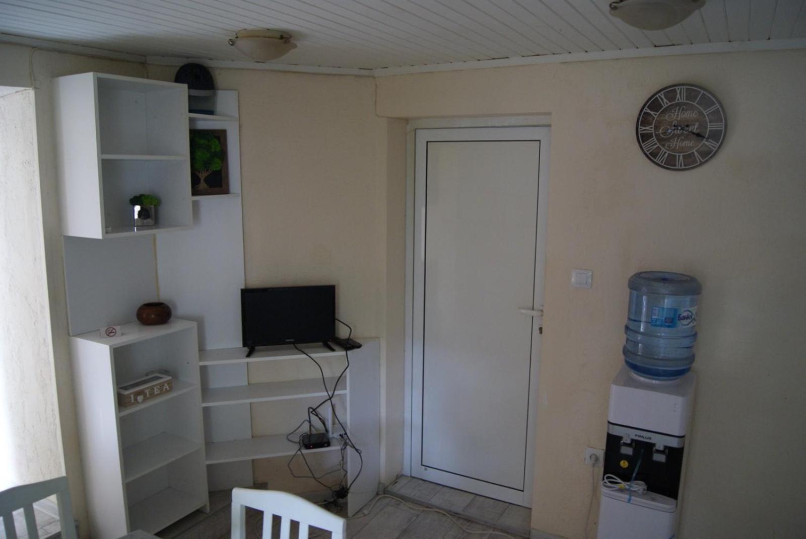 Niki Apartemen